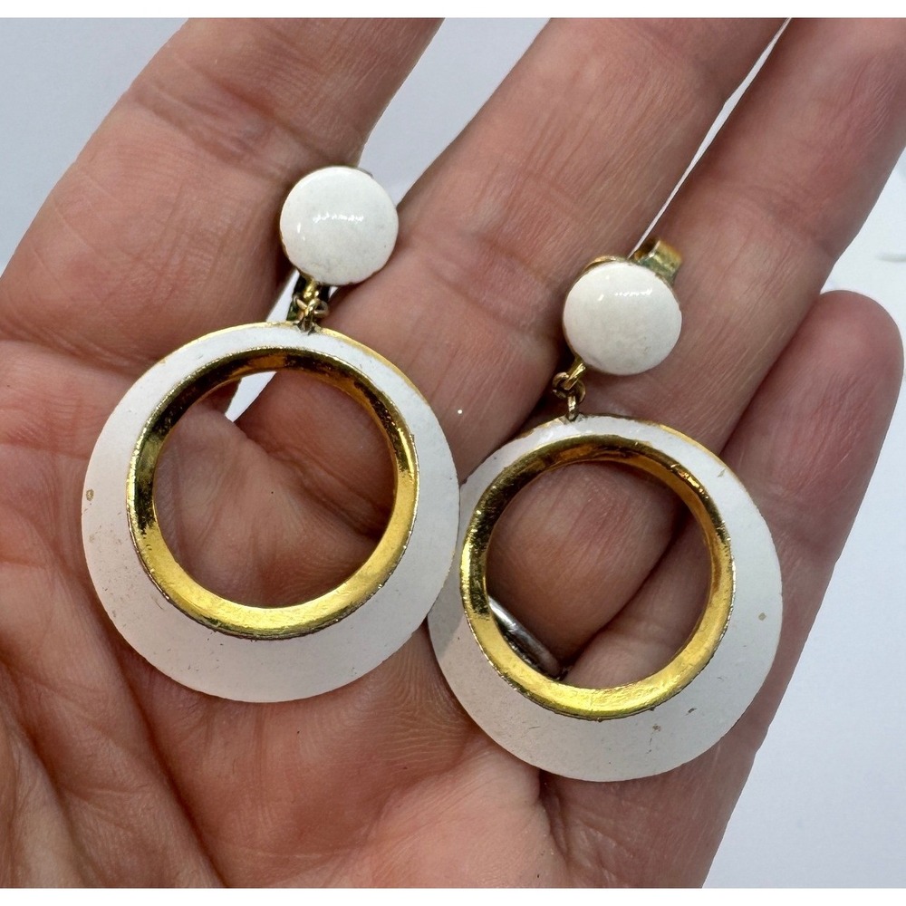 Vintage Trifari White Enamel Gold Tone Hoop Clip On Earrings Signed